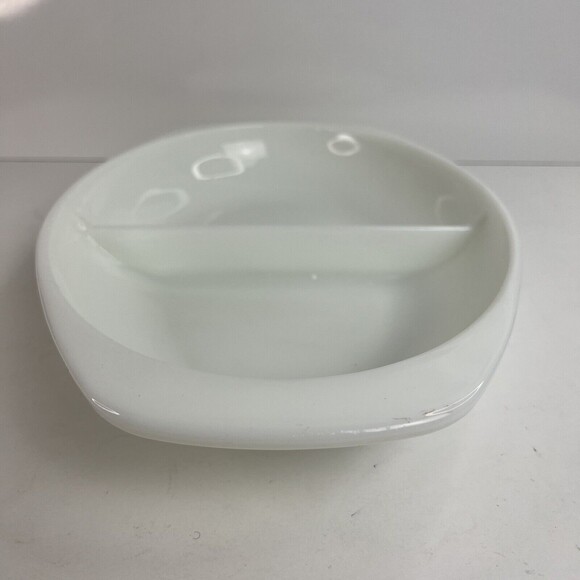Vintage 1960s Pyrex White Milk Glass Divided Platter - Picture 3 of 7